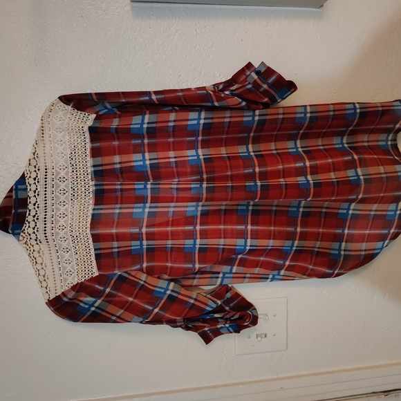Men's Red Plaid Shirt with Lace Detail - Picture 7 of 16